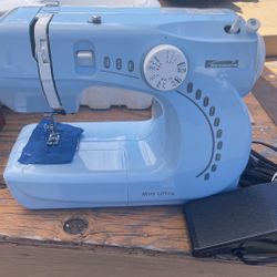 Kenmore Sewing Machine 