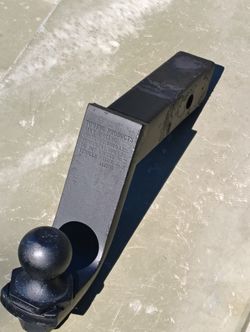 2" Trailer Reciever with Ball