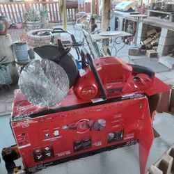 Milwaukee
M18 FUEL ONE-KEY 18V
Lithium-lon Brushless Cordless
9 in. Cut Off Saw (Tool-Only)