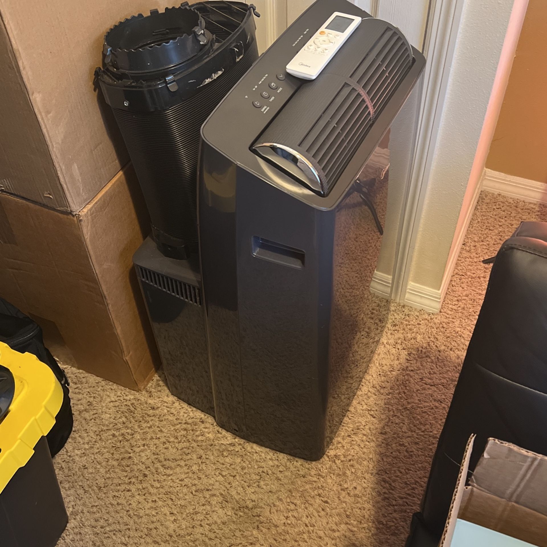 Midea 12,000BTU Portable AC Unit