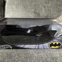 Hot Wheels Elite Batmobile 1989 1:18