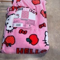 Hello Kitty Cloud Throw 