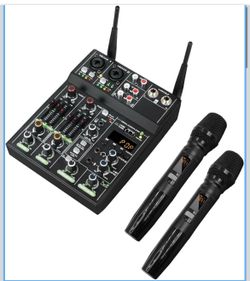 UF4-M 4 Channel Wireless Mixer with Mics