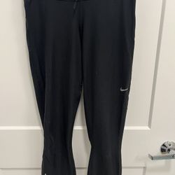 Nike Just Do It Ladies Dri-Fit Cropped Pants - Size Medium- Black 