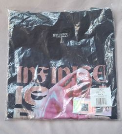 Paris Hilton Infinite Icon Black Graphic T-Shirt Size Small – New With Tags