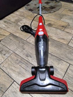 Dirt devil mini stick 3 in 1 vacuum, light weight.