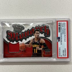 TRAE YOUNG BASKETBALL CARD 