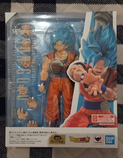 Sh figuarts super saiyan blue goku