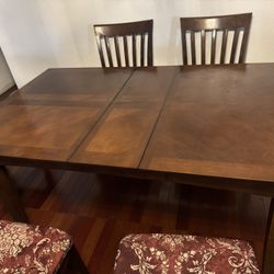 Wood Dining Table Extender In Middle 