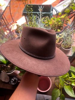 David Morgan Akubra Cattleman 7 1/8 (57) Fawn color Brand new, never worn