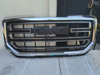 2026-2017-2018 GMC SIERRA 1500 FRONT GRILLE OEM USED