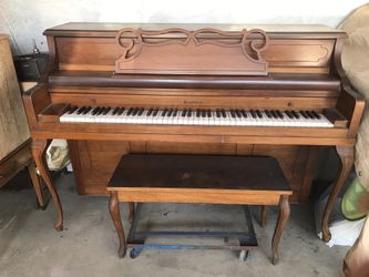 Vintage Piano