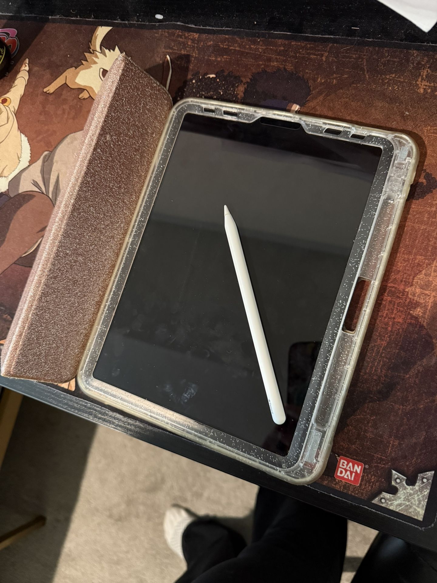 iPad Air 4 With Apple Pencil