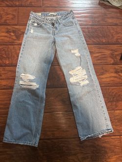 Ladies levis size 23