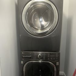 LG  Washer & Dryer Set 