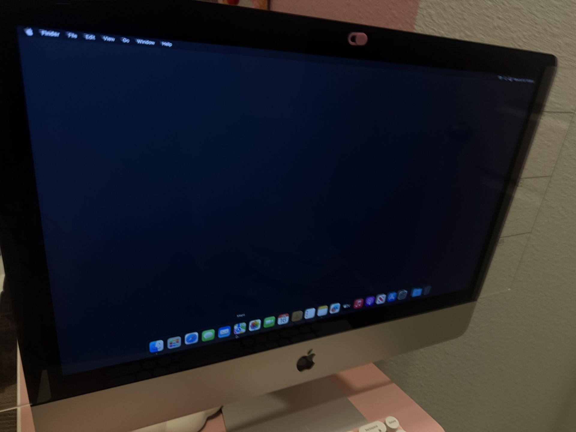 Apple iMac 21β (2019) + Cute Keyboard & Mouse β 1TB!