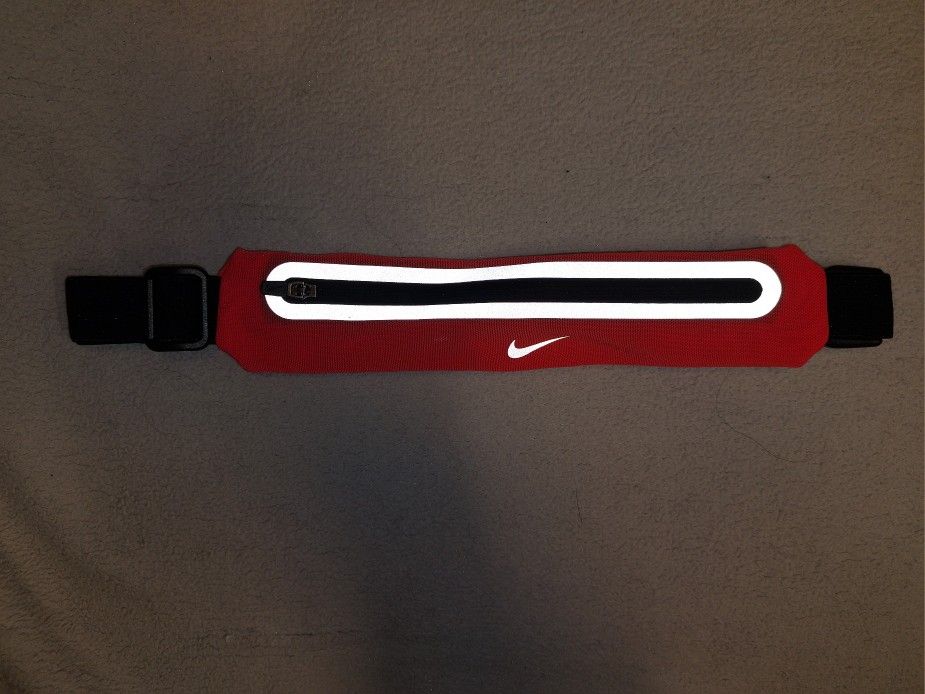 (Get Any Yes Any 5 Items From My Store For $50)Nike Expandable Running Waist Storage Reflective Brand New