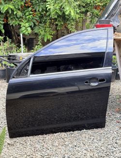 G8 Gt driver door