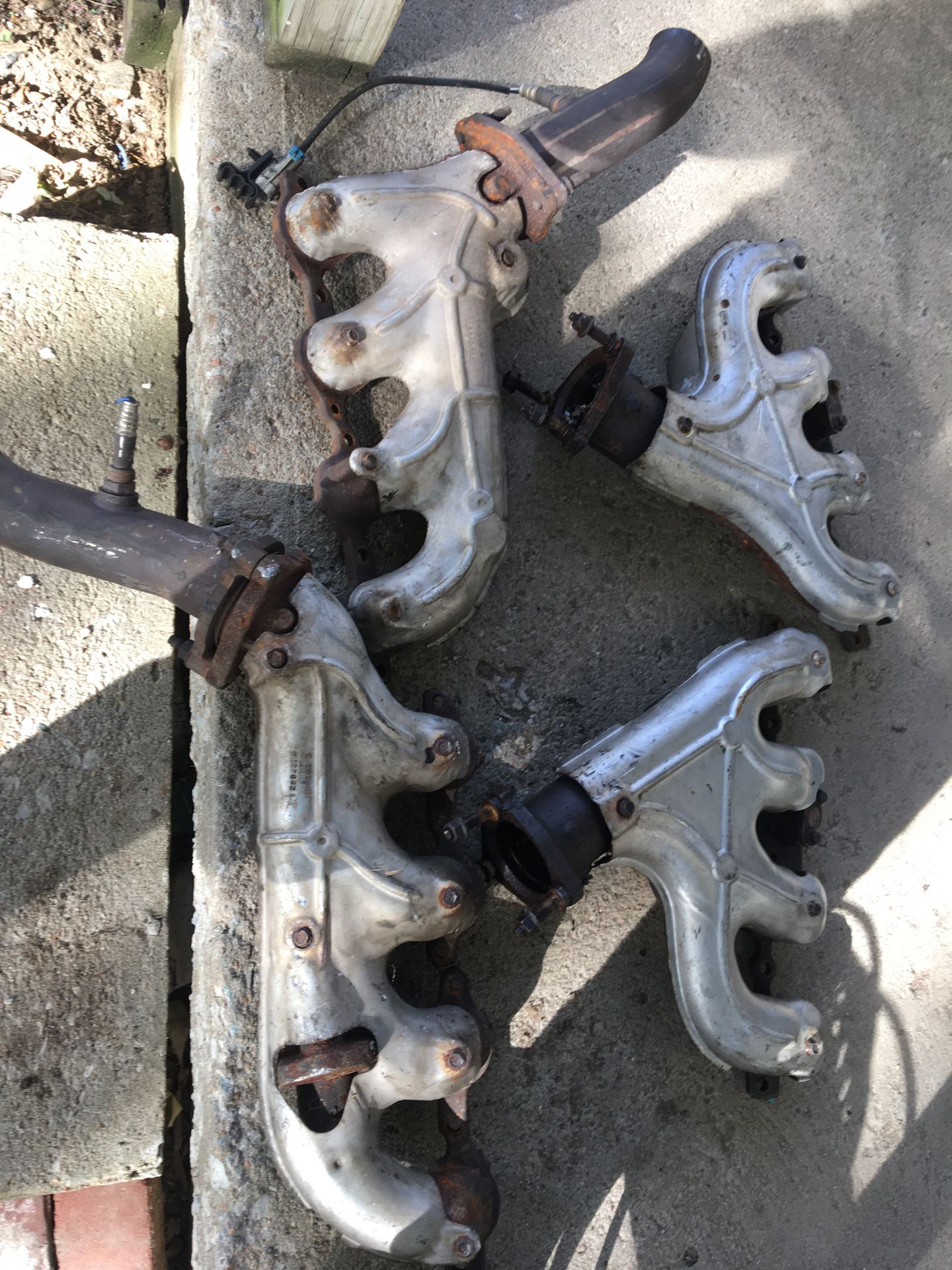 Ls Swap parts Corvette Manifolds and Oil pan For Trucks too