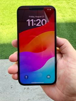 iPhone 13 · 128GB · Pristine Condition · Unlocked Any Carrier