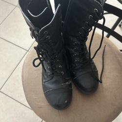 Women’s boots