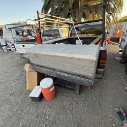 Truck Bed Took Box 