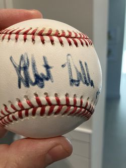 Albert Belle Signed Baseball