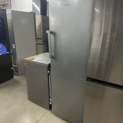Hisense Stand Up Freezer/fridge 