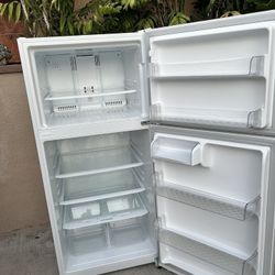 LG Fridge White 20cu Ft 30x33x66🛑👍3 MONTHS WARRANTY 