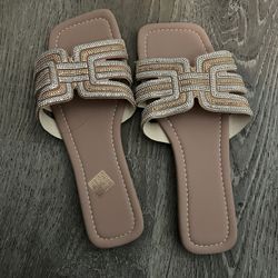 Women’s Sandals 