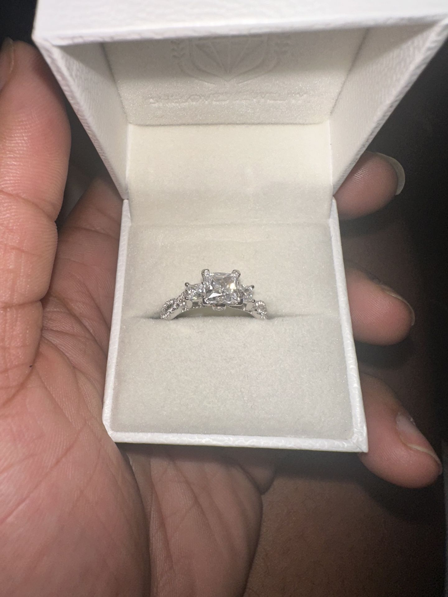 20 Diamond Ct Engagement Ring