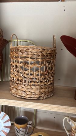 CUTE BASKET WITH HANDLES