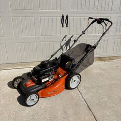 Husqvarna HU700H Self-Propelled Mower