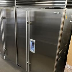 Sub Zero 48”Wide Built In Stainless Steel Side By Side Refrigerator 