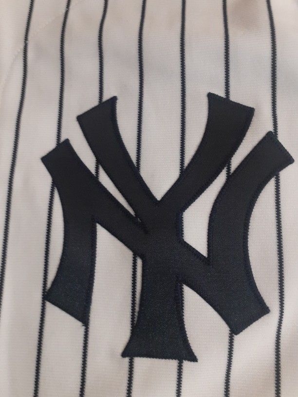 MAJESTIC Size 48 New MLB JERSEY