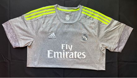 Real Madrid 15/16 away jersey size:L