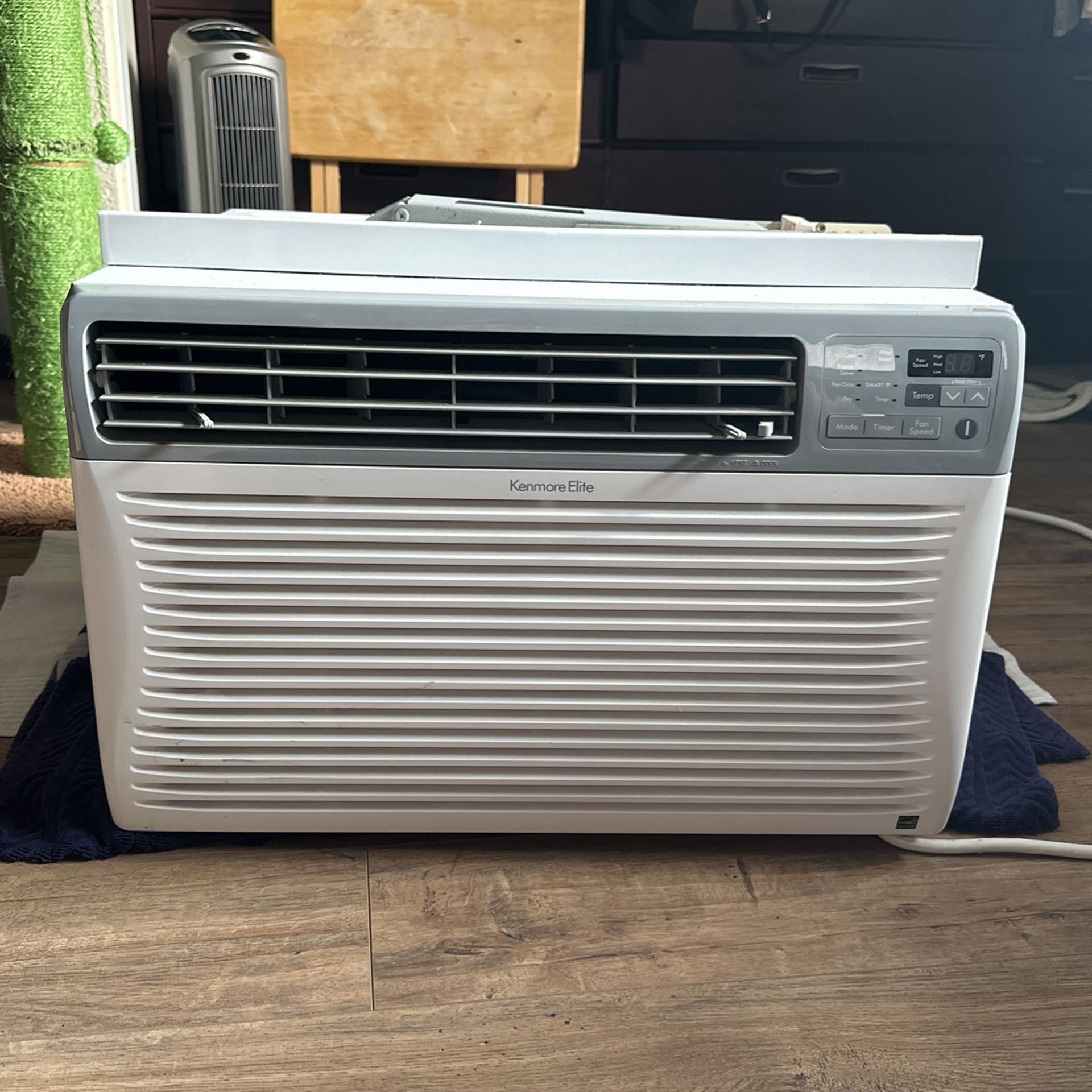 Kenmore Elite 12,000 BTU Air conditioner
