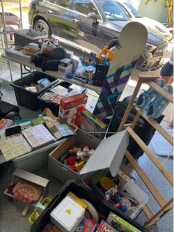 ONE-DAY GARAGE SALE – SATURDAY ONLY!