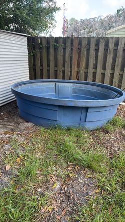 Poly stock tank