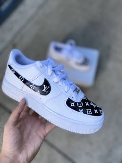 Air Force 1 x Louis Vuitton customs