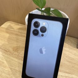 Apple iPhone 13 Pro 128Gb Blue Unlocked For Any Carrier/iPhone 13 Pro 128Gb  Liberado Para Cualquier Compañia 