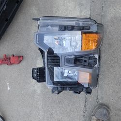 Chevy Chevrolet Silverado  Driver  Headlight Halogen Oem 23 To 26