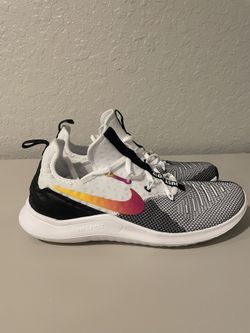 Nike Women's Free TR 8 'Laser Fushsia' 942888-008 Gym Training  Size 9.5