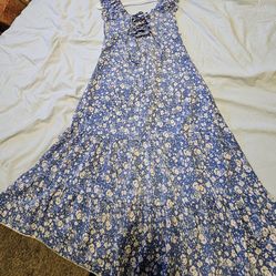 Women's dress