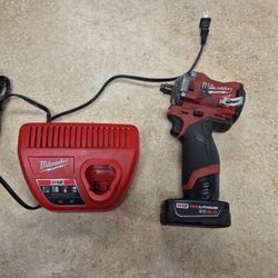 Milwaukee M12 Fuel Brushless 1/2" Stubby Impact Wrench 2555-20 With Battery And Charger 