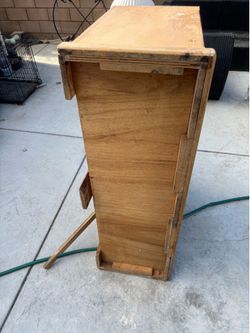 Dresser cabinet