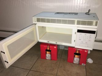 Used GE Over the Range Microwave.