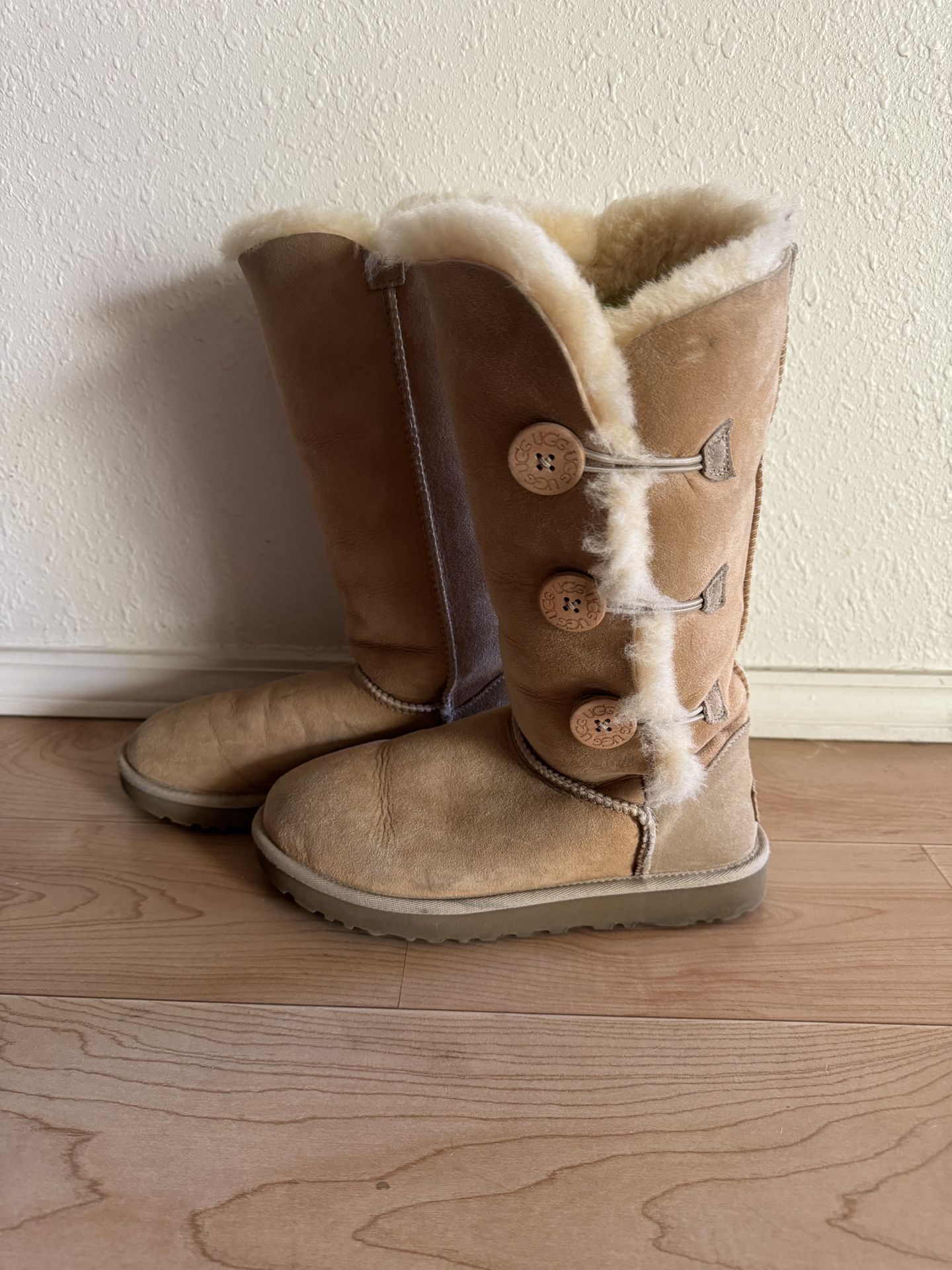 UGG Boots. Size 8
