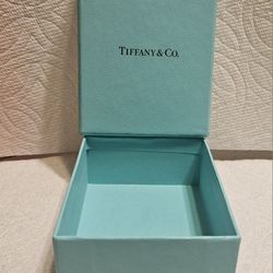 TIFFANY  & CO  TURQUOISE JEWELERY  BOX +BONUS  DRAW STRING POUCH PRE-OWNED 