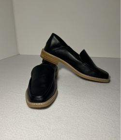 Dolce Vita Women’s 8 Flirty Black Loafers Square Toe Flexible Outsole